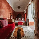Kenzara Suites & Pool, Your Private Escape