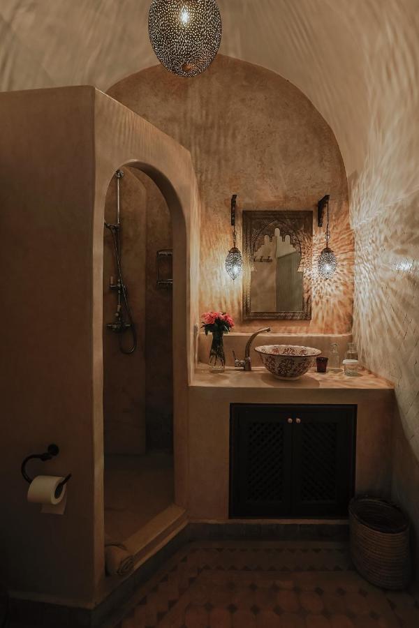 A Luxury Unique Home-style Concept